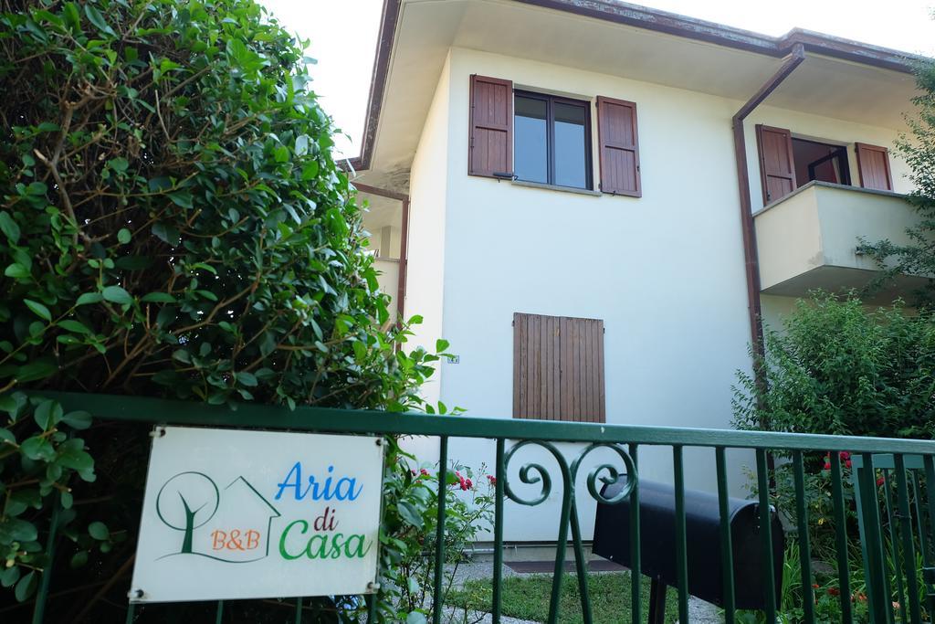 Aria Di Casa B&B Cantu Exterior photo